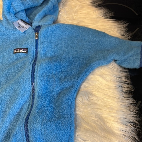 Patagonia Blue Fleece Baby Onesie - Picture 6 of 10